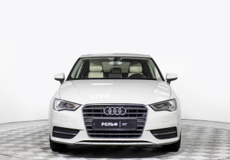 Подержанный автомобиль Audi A3 Hatchback 2014 года (2 фото)