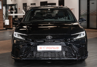 Новый Toyota Camry Sedan 2025 (3 фото)