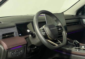 Подержанный автомобиль Soueast S09 2024 года (13 фото)