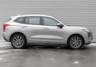 Подержанный автомобиль Haval Jolion 2022 года (4 фото)