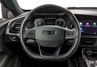 Подержанный автомобиль Geely Tugella 2023 года (27 фото)