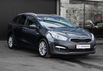 Подержанный автомобиль Kia Ceed Wagon 2017 года (3 фото)