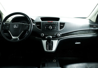 Подержанный автомобиль Honda CR-V 2014 года (10 фото)