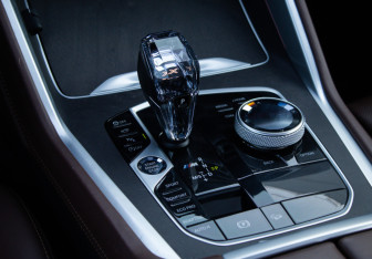 Подержанный автомобиль BMW X6 2021 года (29 фото)