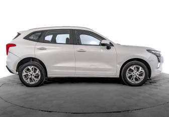Подержанный автомобиль Haval Jolion 2022 года (4 фото)