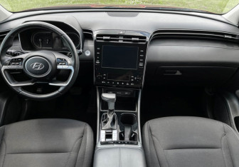 Подержанный автомобиль Hyundai Tucson 2021 года (12 фото)