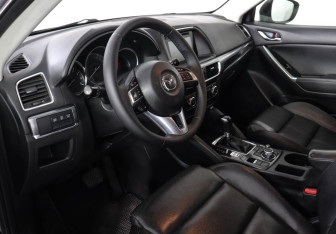 Подержанный автомобиль Mazda CX-5 2015 года (9 фото)