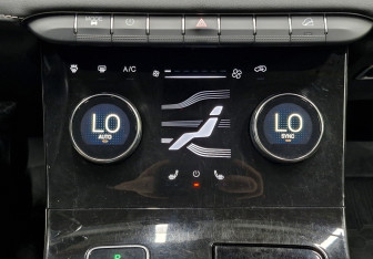 Подержанный автомобиль Exeed LX 2022 года (10 фото)