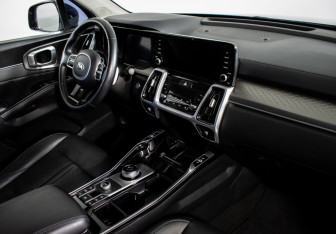 Подержанный автомобиль Kia Sorento 2020 года (10 фото)