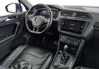 Подержанный автомобиль Volkswagen Tiguan 2019 года (30 фото)