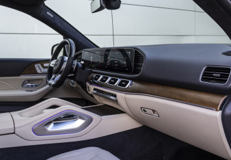 Подержанный автомобиль Mercedes-Benz GLE 2020 года (34 фото)
