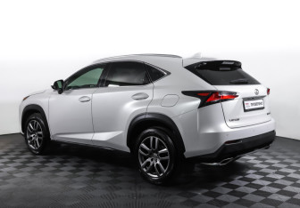 Подержанный автомобиль Lexus NX 2017 года (7 фото)