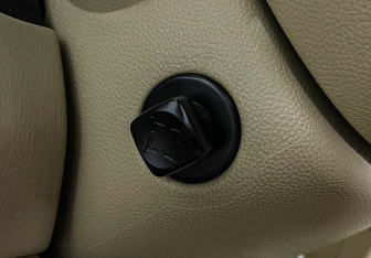 Подержанный автомобиль Infiniti EX 2012 года (18 фото)