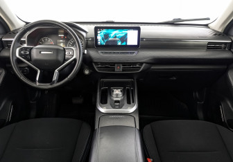Подержанный автомобиль Haval Jolion 2022 года (14 фото)