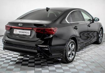 Подержанный автомобиль Kia Cerato Sedan 2021 года (5 фото)
