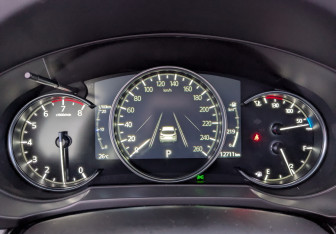 Подержанный автомобиль Mazda CX-5 2024 года (17 фото)