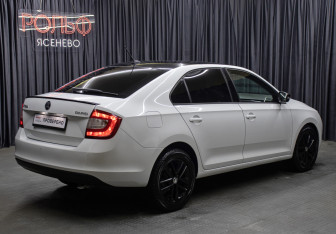 Подержанный автомобиль Skoda Rapid Liftback 2018 года (5 фото)