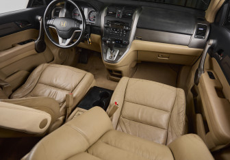 Подержанный автомобиль Honda CR-V 2008 года (10 фото)