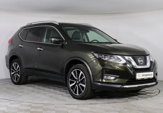 Подержанный автомобиль Nissan X-Trail 2019 года (3 фото)