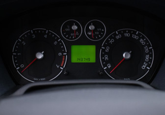 Подержанный автомобиль Ford Fusion 2008 года (12 фото)