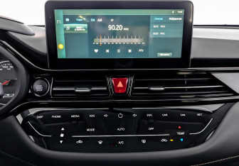 Новый Москвич 3 2025 (11 фото)