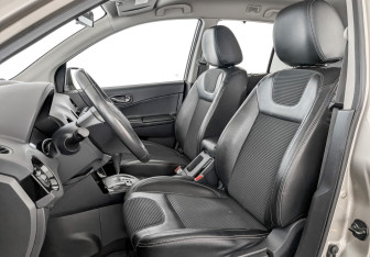 Подержанный автомобиль Renault Koleos 2013 года (20 фото)