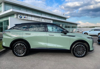 Подержанный автомобиль Exeed RX 2024 года (4 фото)