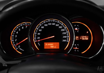 Подержанный автомобиль Nissan Murano Suv 2012 года (12 фото)