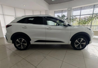 Подержанный автомобиль JAC JS6 2023 года (4 фото)