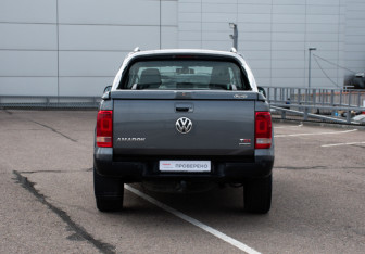 Подержанный автомобиль Volkswagen Amarok 2013 года (6 фото)