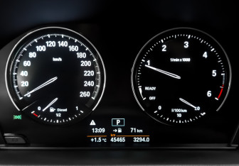 Подержанный автомобиль BMW X2 2021 года (13 фото)