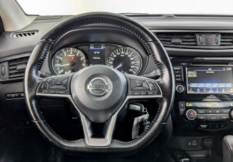 Подержанный автомобиль Nissan Qashqai 2021 года (21 фото)