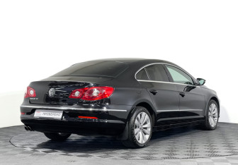 Подержанный автомобиль Volkswagen Passat CC 2010 года (5 фото)