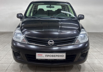 Подержанный автомобиль Nissan Tiida Sedan 2013 года (2 фото)