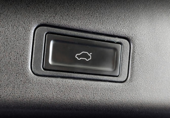 Подержанный автомобиль Omoda C5 2023 года (26 фото)