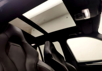 Подержанный автомобиль BMW X5 M 2015 года (25 фото)