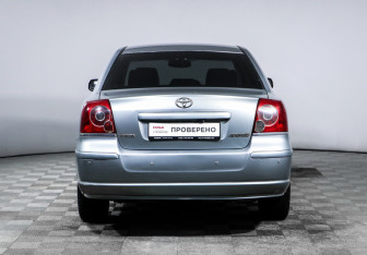 Подержанный автомобиль Toyota Avensis Sedan 2007 года (6 фото)