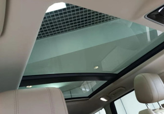 Подержанный автомобиль Land Rover Range Rover Sport 2014 года (13 фото)