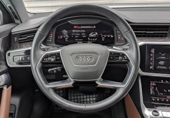 Подержанный автомобиль Audi A6 Sedan 2022 года (21 фото)