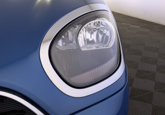 Подержанный автомобиль MINI Countryman 2020 года (11 фото)