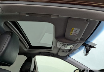 Подержанный автомобиль Lexus ES 2018 года (23 фото)