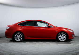 Подержанный автомобиль Mazda 6 Liftback 2008 года (4 фото)