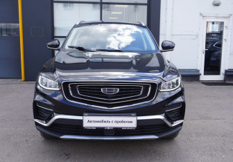 Подержанный автомобиль Geely Atlas Pro 2022 года (2 фото)