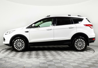 Подержанный автомобиль Ford Kuga 2014 года (3 фото)