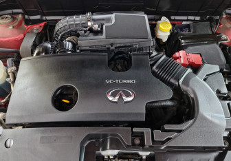 Подержанный автомобиль Infiniti QX50 2021 года (9 фото)