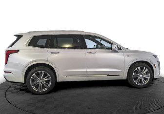 Новый Cadillac XT6 2023 (4 фото)
