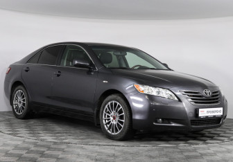 Подержанный автомобиль Toyota Camry Sedan 2008 года (3 фото)