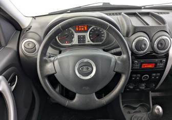 Подержанный автомобиль LADA (ВАЗ) Largus Wagon 2018 года (26 фото)