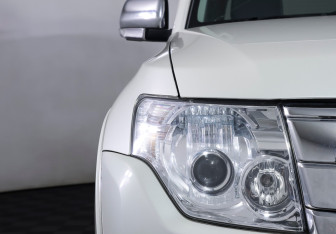 Подержанный автомобиль Mitsubishi Pajero 2021 года (22 фото)