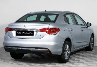 Подержанный автомобиль Citroen C4 Sedan 2020 года (3 фото)